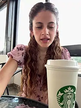 alana15 online show from 03/18/25, 09:43