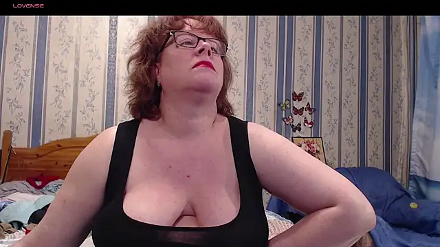Snapshot of AMARILLIS chatting on 07/07/26, 05:17 AMARILLIS online show from 07/07/26, 05:17