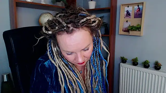 Snapshot of KayaMagic chatting on 02/24/25, 06:26 KayaMagic online show from 02/24/25, 06:26