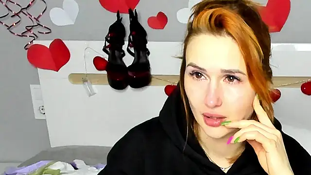 Snapshot of Red_Fairy_ chatting on 02/09/25, 03:56 Red Fairy online show from 02/09/25, 03:56