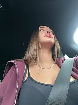 Snapshot of TiffanyHouston_ chatting on 04/22/26, 05:10 TiffanyHouston online show from 04/22/26, 05:10