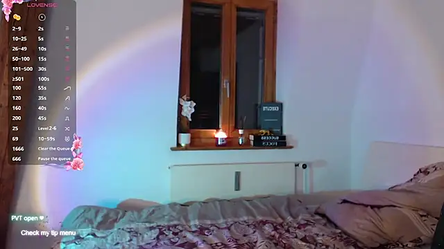 Snapshot of alissonsweett chatting on 09/12/25, 12:44 alissonsweett online show from 09/12/25, 12:44