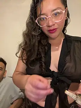 Vivi Kvsh online show from 04/11/26, 05:23