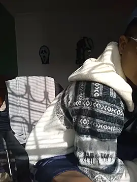 Snapshot of pinedasex777 chatting on 11/02/25, 12:51 pinedasex777 online show from 11/02/25, 12:51