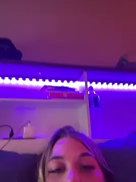 chloetease online show from 03/09/25, 02:43