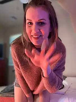 MaiseKnox online show from 12/13/24, 09:20