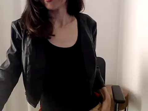 Snapshot of LadyJoanX chatting on 05/11/26, 04:37 LadyJoanX online show from 05/11/26, 04:37
