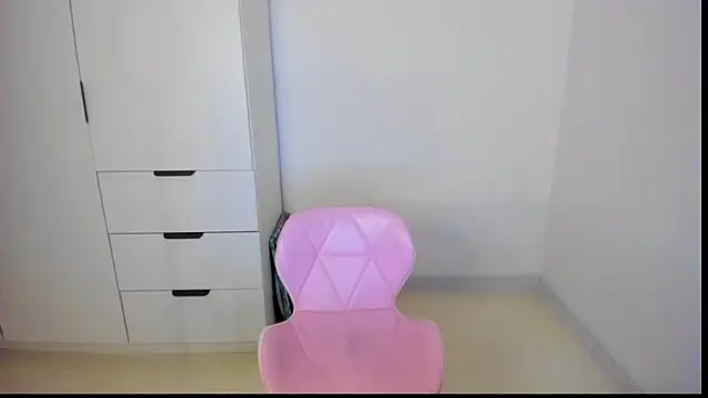 MiaStripDance online show from 11/02/25, 05:15