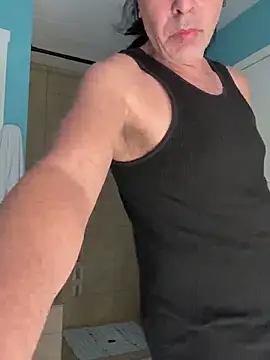 Snapshot of WolfTribe69 chatting on 02/27/26, 03:23 WolfTribe69 online show from 02/27/26, 03:23