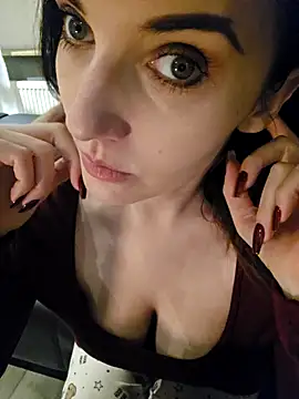 Alina Lamour online show from 12/18/25, 01:17