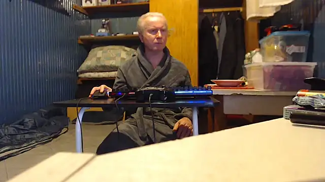 Vgy67Z95 online show from 02/02/25, 04:32