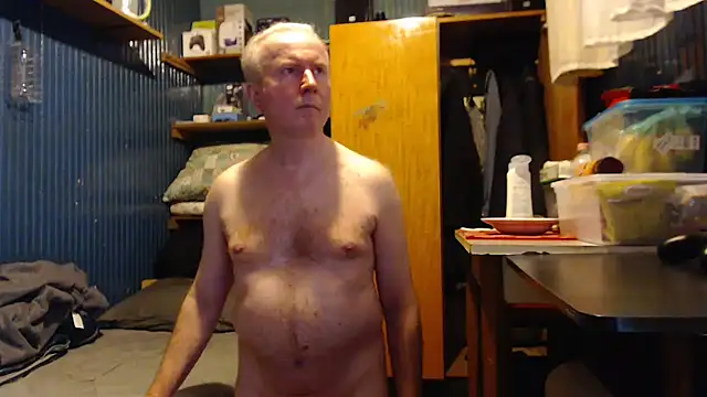 Vgy67Z95 online show from 03/17/25, 04:22