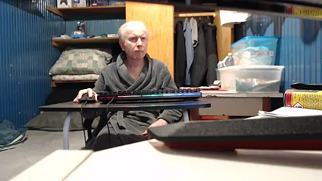 Vgy67Z95 online show from 10/15/25, 03:45