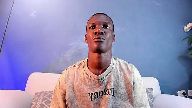 Snapshot of martin_killer chatting on 01/14/25, 01:15 martin killer online show from 01/14/25, 01:15