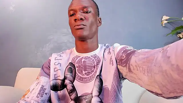 Snapshot of martin_killer chatting on 01/29/25, 04:36 martin killer online show from 01/29/25, 04:36