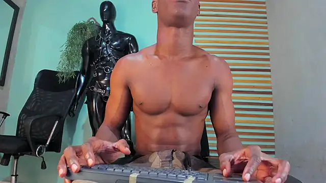 Snapshot of martin_killer chatting on 02/12/25, 07:24 martin killer online show from 02/12/25, 07:24