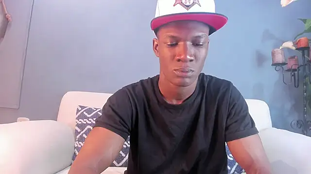 Snapshot of martin_killer chatting on 02/25/25, 01:20 martin killer online show from 02/25/25, 01:20