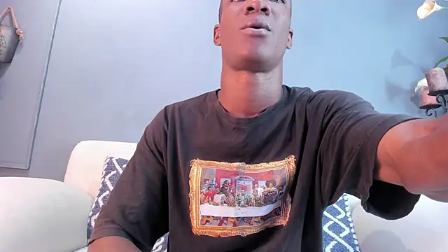 Snapshot of martin_killer chatting on 02/27/25, 01:27 martin killer online show from 02/27/25, 01:27