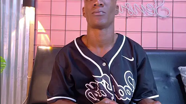 Snapshot of martin_killer chatting on 09/16/25, 01:17 martin killer online show from 09/16/25, 01:17