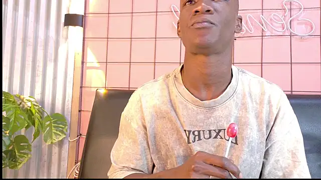 Snapshot of martin_killer chatting on 10/17/25, 01:20 martin killer online show from 10/17/25, 01:20