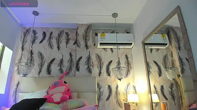 Vivi prinncess online show from 11/15/25, 08:49