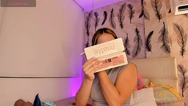 Vivi prinncess online show from 02/06/26, 11:41