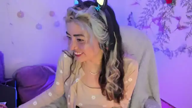 Sammysammy  online show from 03/19/25, 07:51