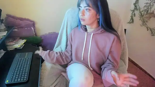 Sammysammy  online show from 11/22/25, 08:35