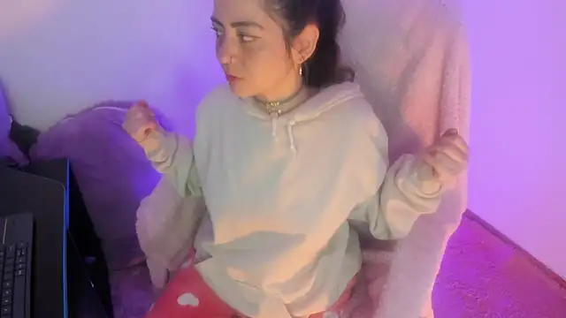 Snapshot of Sammysammy_ chatting on 04/06/26, 04:46 Sammysammy online show from 04/06/26, 04:46