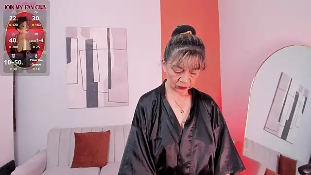 Snapshot of GraceElizabeth_ chatting on 07/18/26, 08:34 GraceElizabeth online show from 07/18/26, 08:34