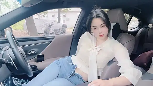 Snapshot of orla2021 chatting on 12/06/24, 01:07 orla2021 online show from 12/06/24, 01:07