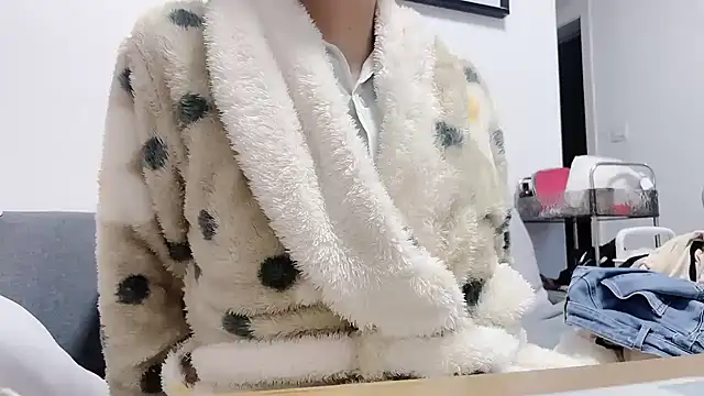 Snapshot of orla2021 chatting on 01/03/25, 12:52 orla2021 online show from 01/03/25, 12:52