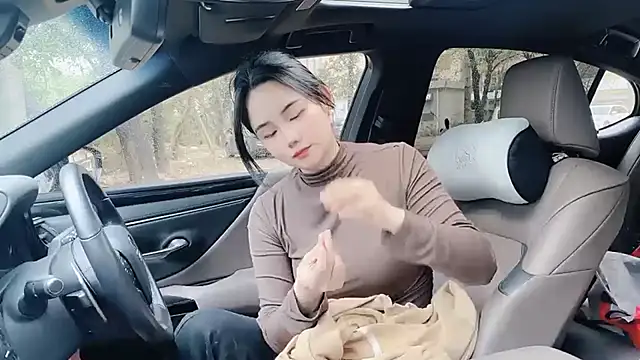 Snapshot of orla2021 chatting on 02/25/25, 05:08 orla2021 online show from 02/25/25, 05:08