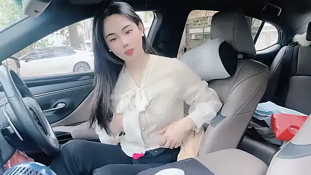 Snapshot of orla2021 chatting on 02/27/25, 01:27 orla2021 online show from 02/27/25, 01:27