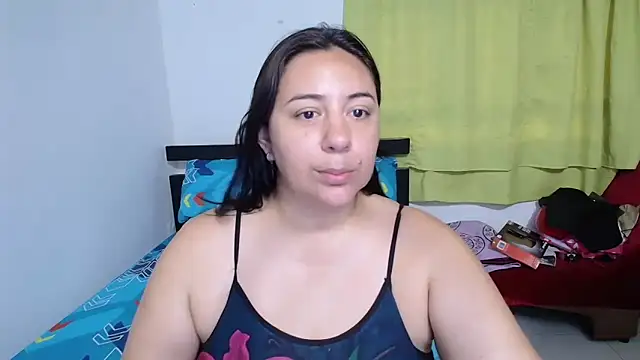 Snapshot of sexxy_ticki chatting on 12/07/24, 02:35 sexxy ticki online show from 12/07/24, 02:35