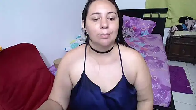 Snapshot of sexxy_ticki chatting on 12/29/24, 01:02 sexxy ticki online show from 12/29/24, 01:02