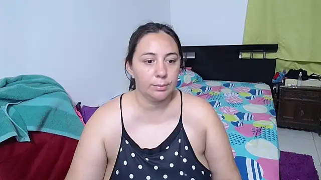 Snapshot of sexxy_ticki chatting on 01/12/25, 12:28 sexxy ticki online show from 01/12/25, 12:28