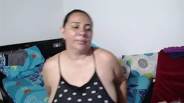 Snapshot of sexxy_ticki chatting on 02/05/25, 02:08 sexxy ticki online show from 02/05/25, 02:08