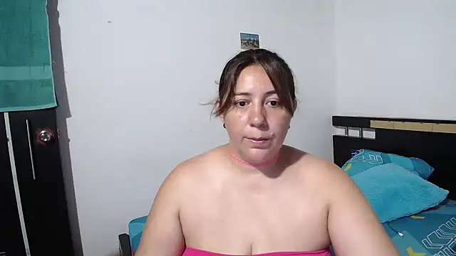 Snapshot of sexxy_ticki chatting on 10/16/25, 10:11 sexxy ticki online show from 10/16/25, 10:11