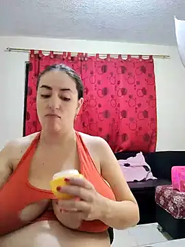 Snapshot of rosahills chatting on 01/25/25, 05:40 rosahills online show from 01/25/25, 05:40