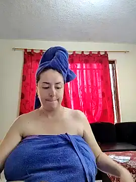 Snapshot of rosahills chatting on 01/30/25, 12:16 rosahills online show from 01/30/25, 12:16