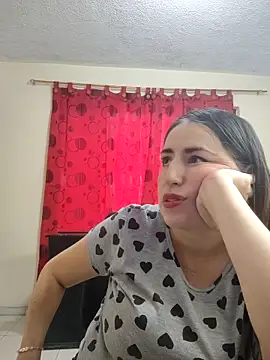 Snapshot of rosahills chatting on 03/11/25, 08:53 rosahills online show from 03/11/25, 08:53