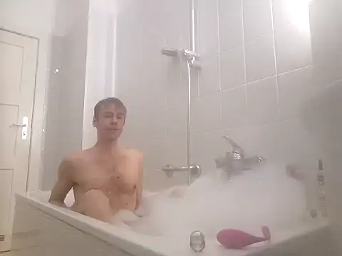 Snapshot of fit_ass_2021 chatting on 01/10/25, 03:58 fit ass 2021 online show from 01/10/25, 03:58