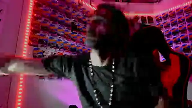 Snapshot of Alphaomega7881 chatting on 10/29/25, 07:32 Alphaomega7881 online show from 10/29/25, 07:32