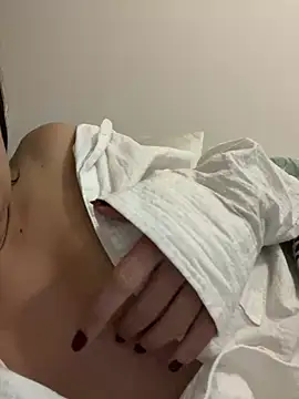 Snapshot of Lolybarbie chatting on 12/15/24, 06:37 Lolybarbie online show from 12/15/24, 06:37