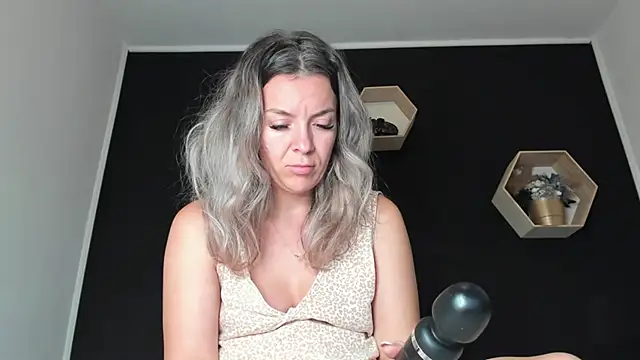 Alesys69 online show from 09/21/25, 09:38