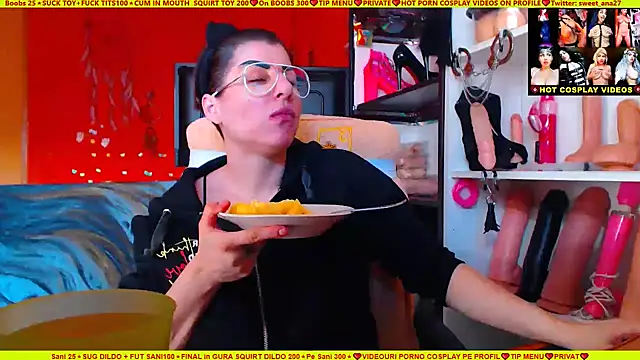 Snapshot of cuminmenowbbyx chatting on 02/22/25, 01:57 cuminmenowbbyx online show from 02/22/25, 01:57