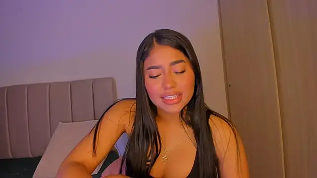 Snapshot of isa_bunny chatting on 02/27/26, 06:57 isa bunny online show from 02/27/26, 06:57