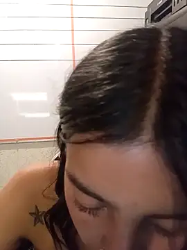 Snapshot of skinny_Yizz chatting on 02/05/26, 07:46 skinny Yizz online show from 02/05/26, 07:46