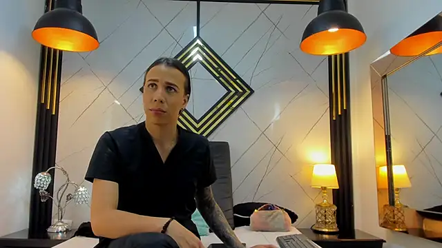 Snapshot of Leisygirl chatting on 02/05/26, 03:11 Leisygirl online show from 02/05/26, 03:11